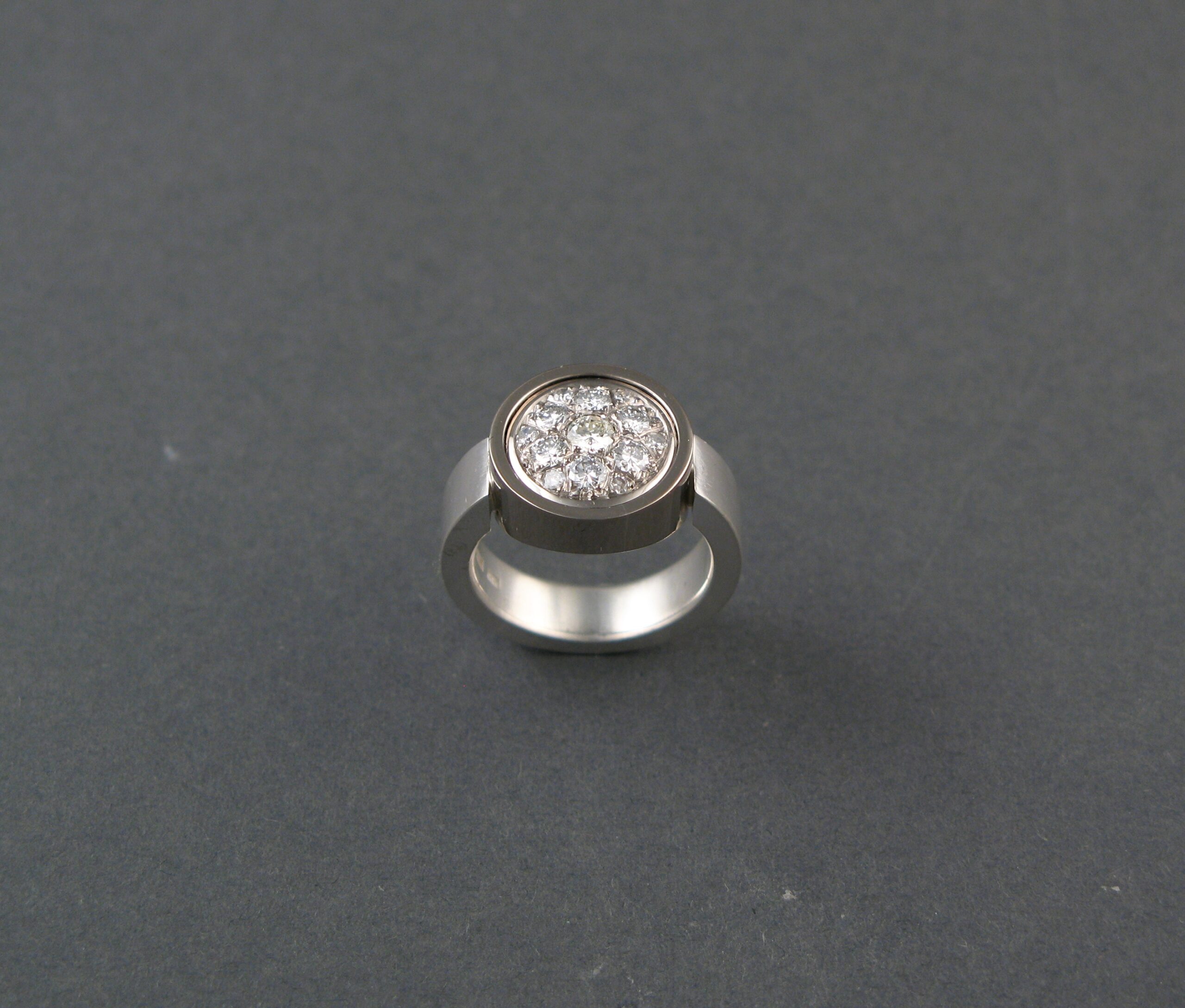 Ring, ”Lilla P”, silver, vitt guld och briljanter.